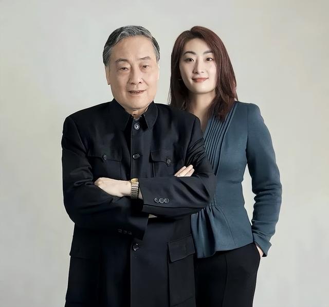 宗馥莉不再隐忍！发言回应公司争议，宗庆后最担心的事还是发生了