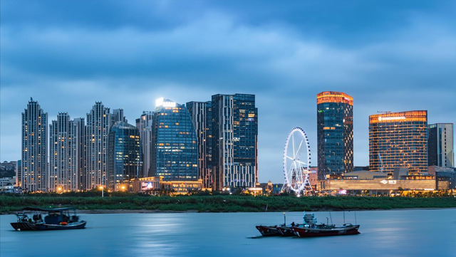 福建三座宝藏城市，厦门泉州莆田连成一线，带你领略海边城市风光