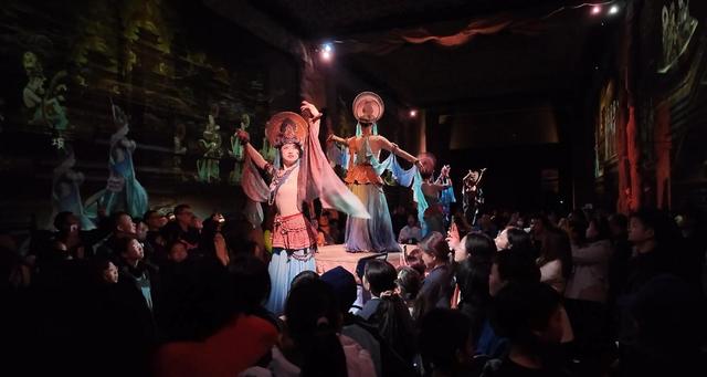 敦煌：研学活化文化根脉 书写文旅融合新答卷