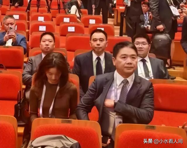 婚变风波48小时后，刘强东不再沉默，坦言“在老婆面前没了自信”