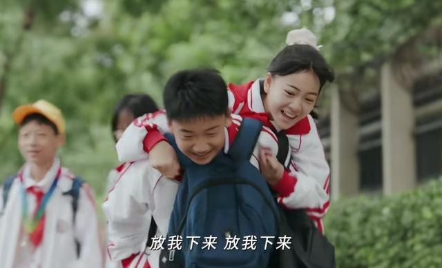 情侣之间应该怎么相处？网友：去学学孙嘉彧和刘果宁吧