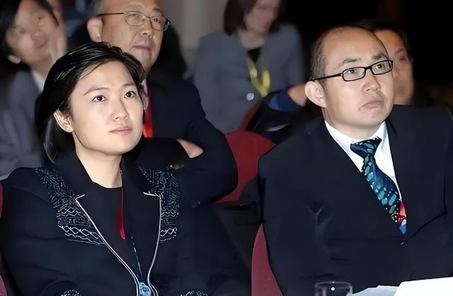 善恶终有报：疫情时对中国一毛不拔，却大方捐美国6亿，如今咋样