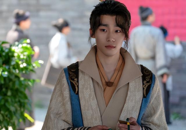 才播4集，评分高达9.5，终于有让我熬夜狂追的奇幻大剧了