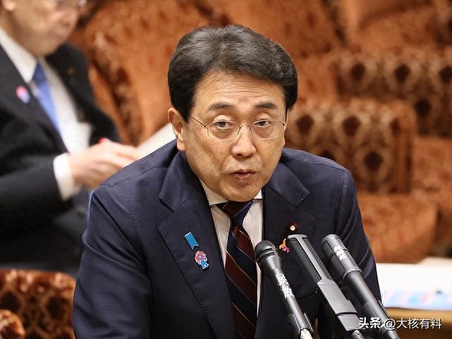 李在明果然不简单，被特朗普要求限制中国后，向美国要战时指挥权