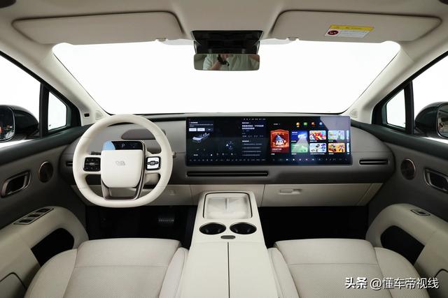 理想i6实拍
