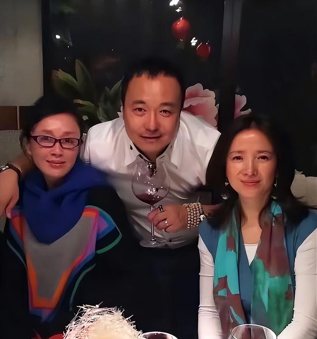 61岁演员何晴去世，好友曝原因细节，是许亚军前妻，六小龄童悼念