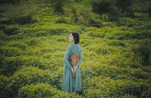 大脑控制不住的胡思乱想：只要说这1句话，立马不想了，内耗结束