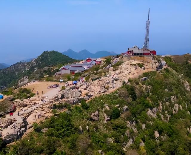 第一次爬泰山别乱走！门票、索道选择+路线安排全攻略