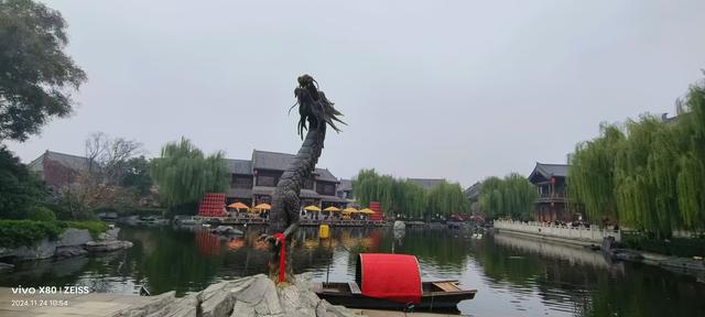 雨中寻洛邑：一座古城的千年回响