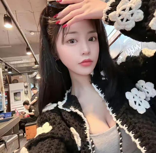 陪玩陪睡不算什么？男明星共享女友曝光后	，两位京圈格格被牵连！