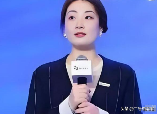 看了原配施幼珍的格局，才明白宗庆后去世后，宗馥莉为何能翻盘