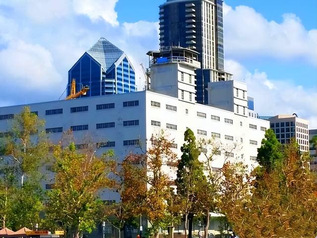 北美洲旅游：从美国圣迭戈到墨西哥蒂华纳（图）