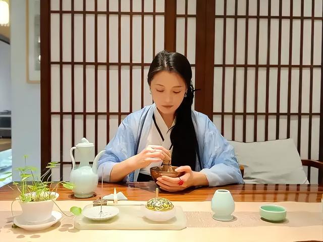 差距明显!中日韩一季度外国游客：日1000万，韩430万，中国呢？