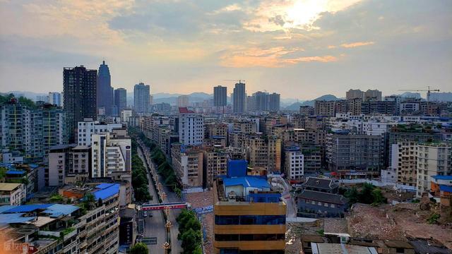 贵州省未来吃香的城市，不是毕节、黔南，而是这座低调的城市