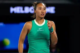 创历史！郑钦文2-1逆转挺进澳网4强，首进top10，追逐李娜2大神迹图片