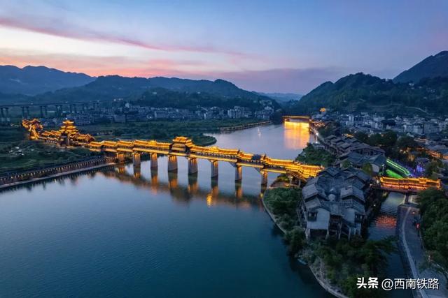 预测要火!高铁直达古镇,这样穿搭更出片