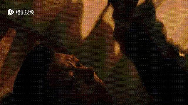 首播两小时热度第一，都市异闻上大分，热巴表现观众给出意外评价