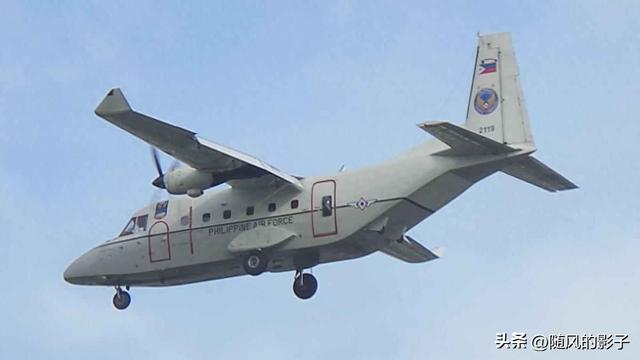 黄岩岛上空警报拉响，菲机硬闯中国领空，中方这次没开枪却更狠