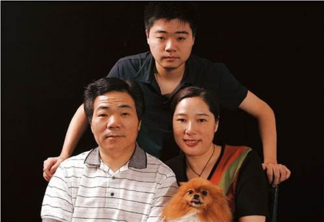 丁俊晖的妻子张元元：她不是富二代，见证了丈夫辉煌背后的眼泪