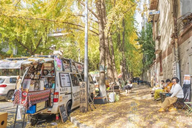 这个周末来银杏路，百张骑行卡免费送！