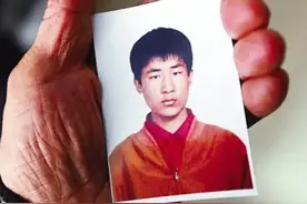 临刑前喊冤不被重视，执行死刑还被补枪，呼格吉勒图被捕后的62天图片