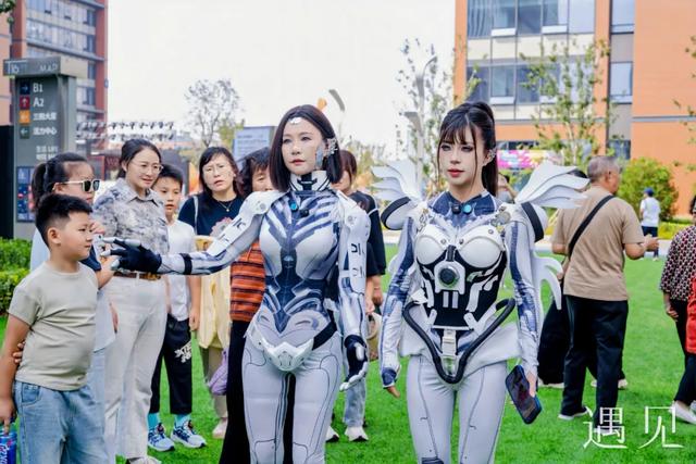 遇见|智慧谷T16活力藏不住!潮流、创意、烟火气全在线