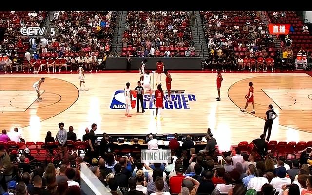 正在直播NBA夏季联赛 火箭VS开拓者