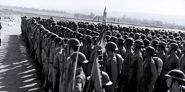 51年曾泽生从朝鲜回国，见过主席之后回家吩咐妻子：北京不能待了