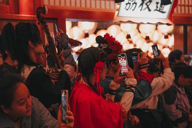 长安十二时辰主题街区焕新迎客:体验再升级,赋能西安文旅新篇章