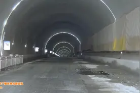 福建省目前在建最长高速公路隧道顺利贯通图片