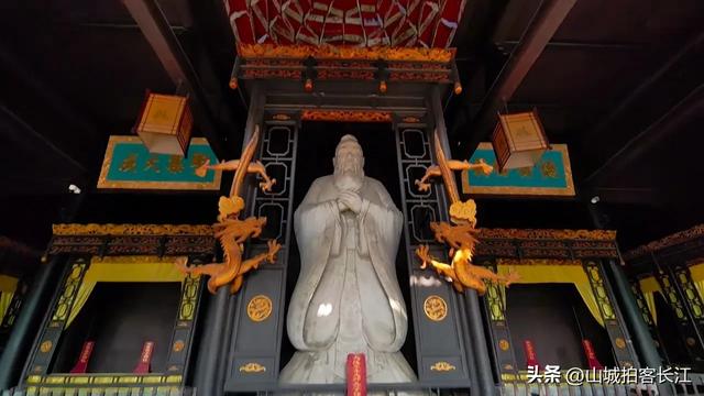 四川东北部的“扛把子”，拥有两大资源王牌，还有多处神仙景点？