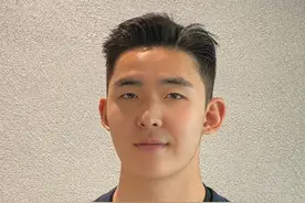 “两边铲短，中间留长”，男生剪这3款发型，阳光帅气有魅力！图片