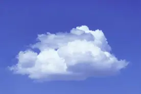 一朵云可重达500吨，相当于100头大象，它们为什么不会掉下来？图片