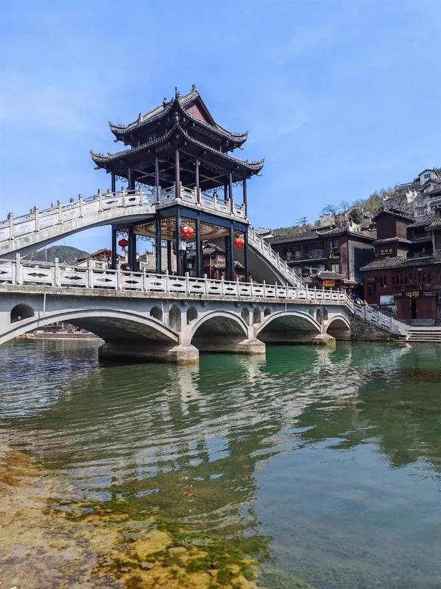 湖南必去十大景点排行榜，这才是湖南最值得去的10个地方，收藏好