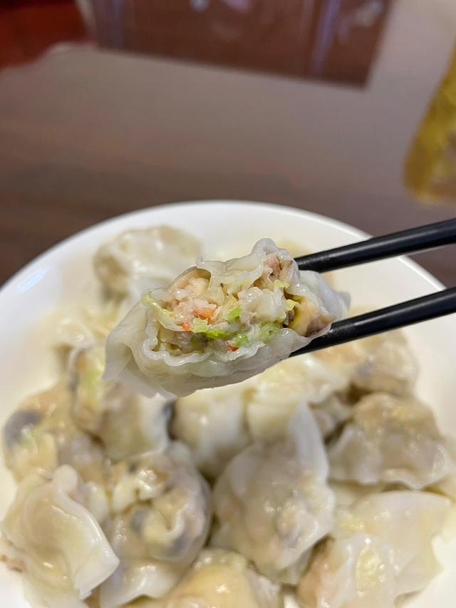冬至包饺子，这3种馅是首选，时令蔬菜鲜过韭菜，鲜嫩多汁又营养