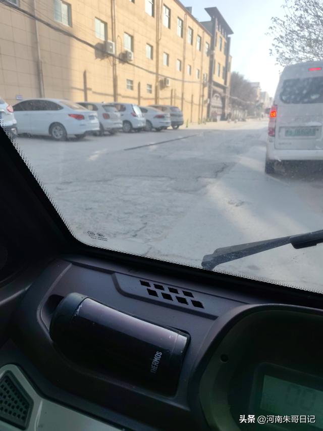 讲述我的写作故事58。《路边写写我的胡辣汤汤》。