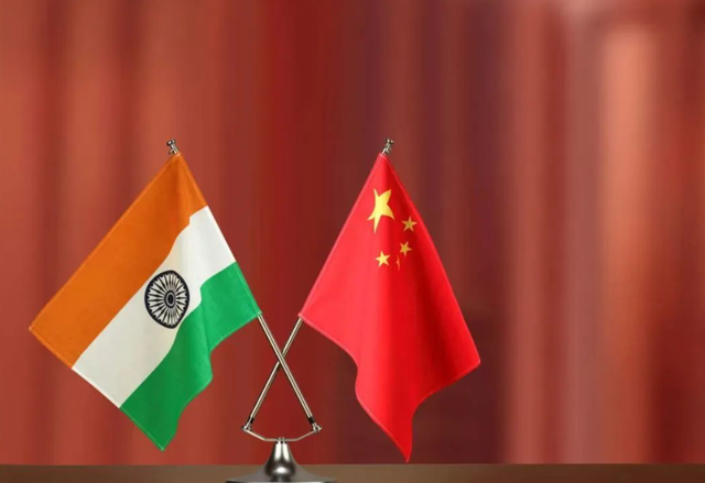 1架专机抵华，中方迎来一位稀客，沙利文：特朗普帮中国“大忙”