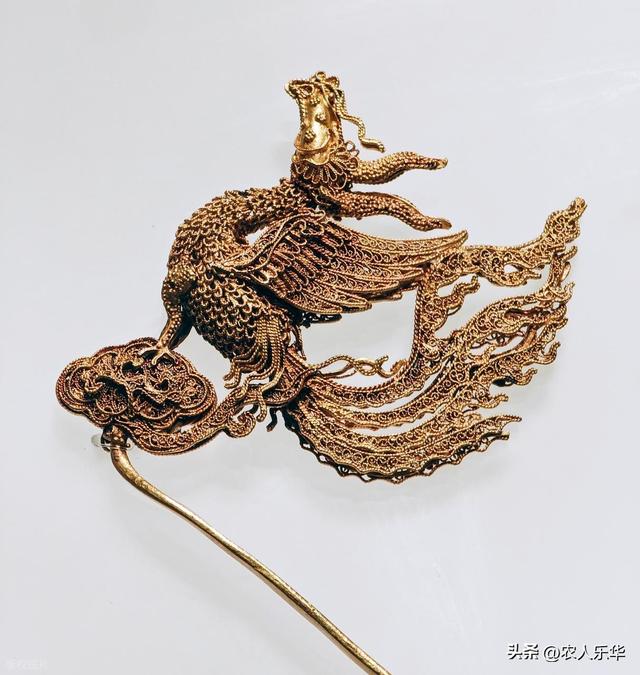 看过古人的小金饰，才知道我们都是在玩他们玩剩的