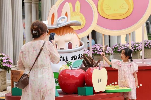 “与POP MART漫游澳门”首两阶段吸引34.3万人次到访