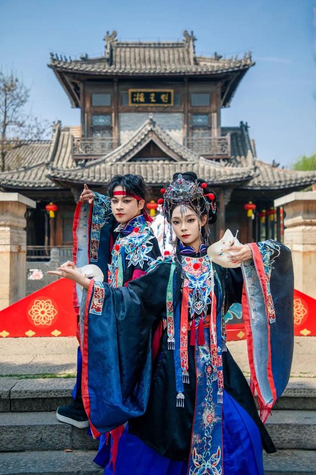 踏春游古城，研学好时光！一起来台儿庄古城探索文化盛宴！