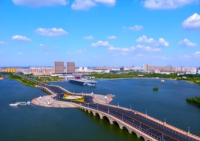 同样是1亿人口，日本2024年出生人口68万，山东出生人口多少？
