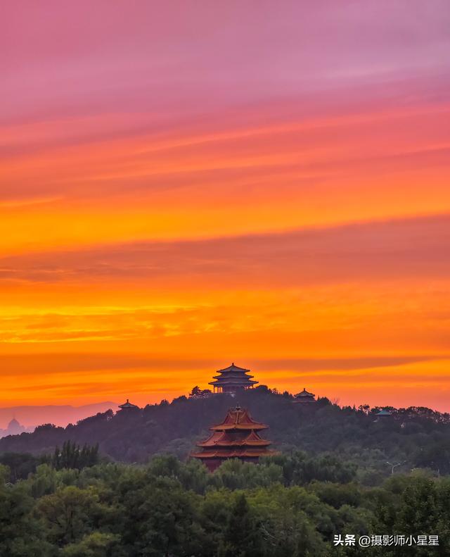故宫摄影师小星星：当火烧云邂逅古都北京，盛世美景，江山如画！