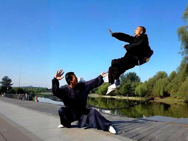 《太极拳论》为何被奉为武学圣经？看懂这7段，才算入门太极拳