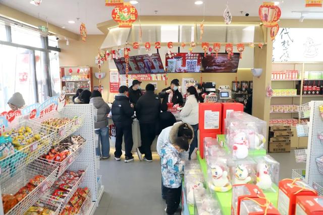 温县大咖雪王·市集激活周末文旅消费新活力