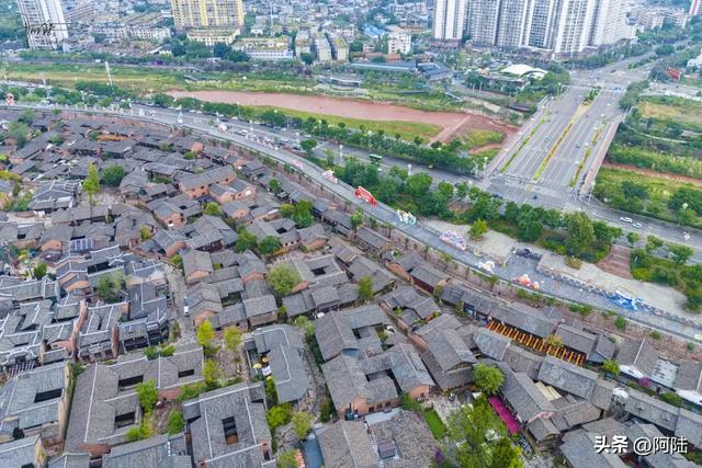 西昌古城始建于明洪武二十年,是凉山地区珍贵文物遗存最多的地方