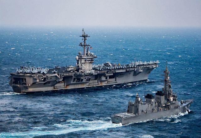 美航母舰队进战位，委电话打到北京，救不救马杜罗？王毅斩钉截铁