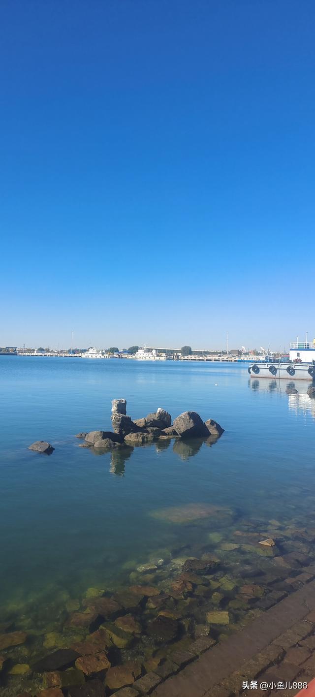 滨海的天，真蓝