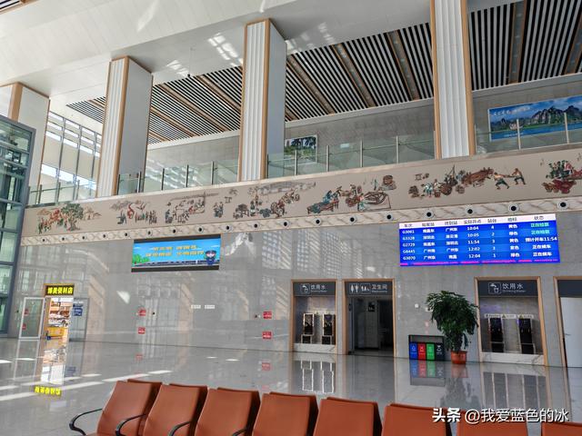 一个小时由河源来到相邻的难兄难弟梅州市