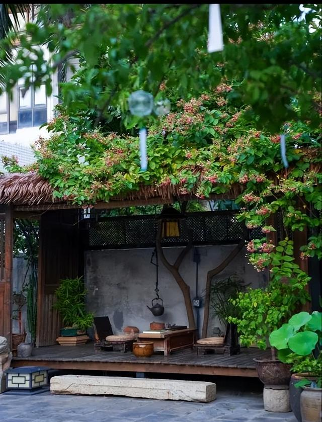 愿得一小院，慰我半生尘