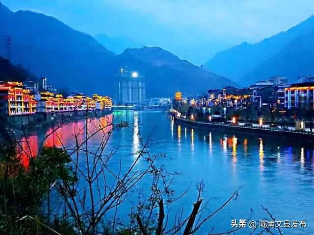 文县双节盛景：天池映月话团圆，白马欢歌越千年